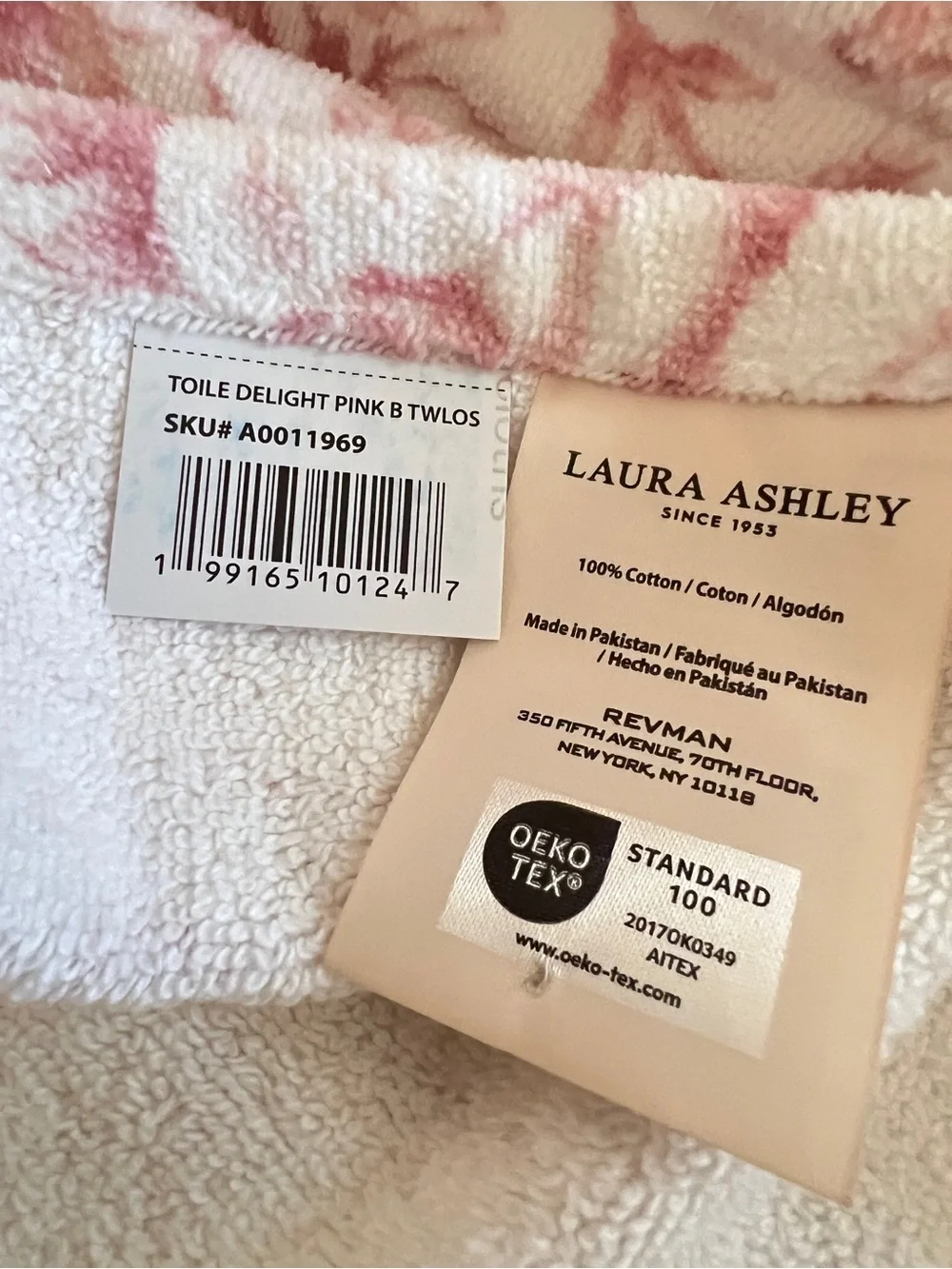 Laura Ashley Bath Towels Pink White Toile Floral Soft Velour Cotton 2 Pc Set NEW